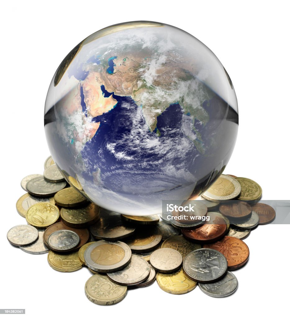 Asia e nel mondo valuta in una sfera di cristallo - Foto stock royalty-free di Globo terrestre