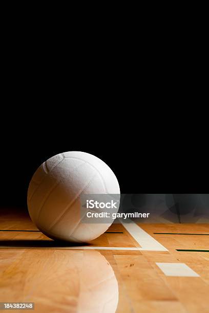 Pallavolo - Fotografie stock e altre immagini di Pallone da pallavolo - Pallone da pallavolo, Pallavolo, Campo sportivo