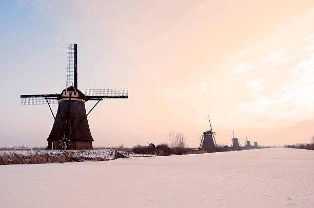 istock Sunset at windmills in Kinderdijk during wintertime 184382669