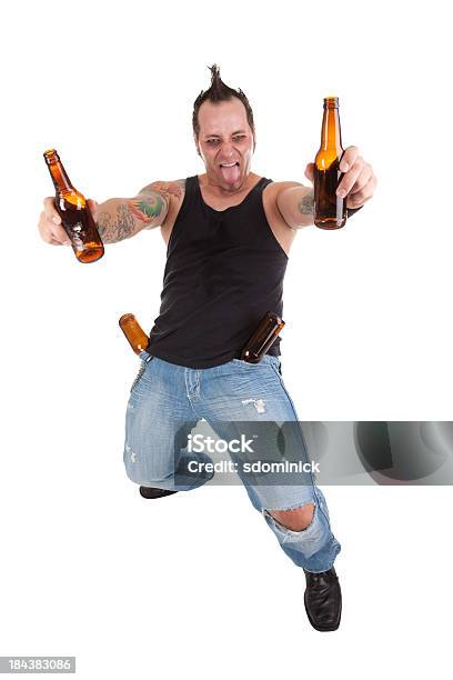 Divertimento Punk Rocker - Fotografie stock e altre immagini di Ubriaco - Ubriaco, Humour, Sfondo bianco