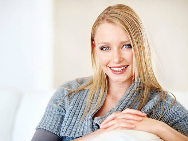 istock Beautiful smiling woman 184383604
