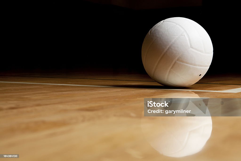 Cancha de voleibol - Foto de stock de Pelota de vóleibol libre de derechos