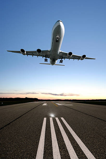 istock XXL jet airplane landing 184386505