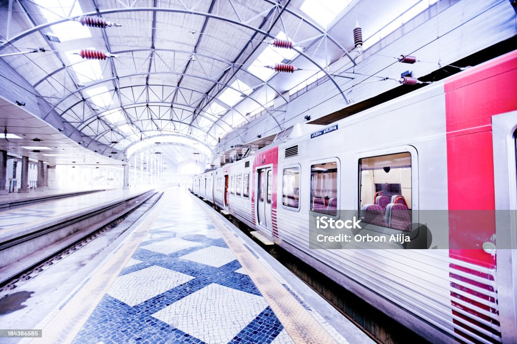 Stacja kolejowy - Zbiór zdjęć royalty-free (Lizbona)