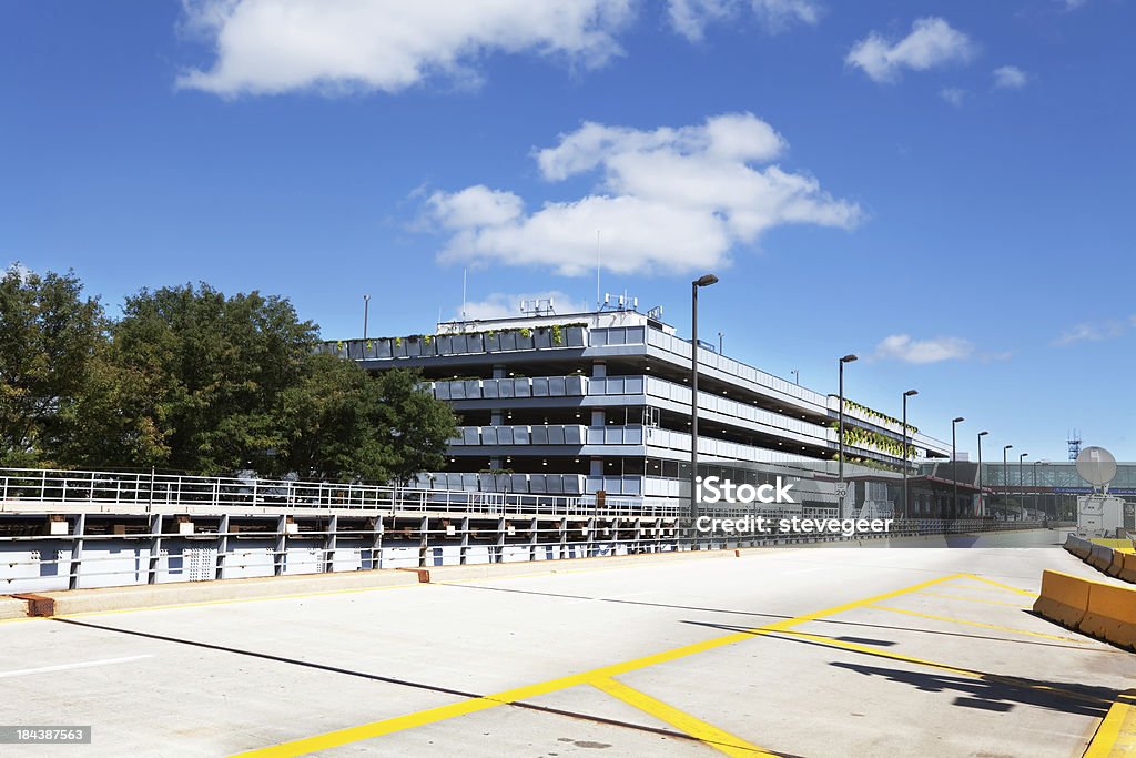 Parque de estacionamento no Aeroporto de O'Hare em Chicago - Royalty-free Aeroporto de O'Hare Foto de stock