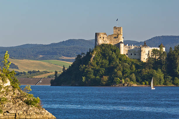 castello medievale niedzica - lesser poland foto e immagini stock