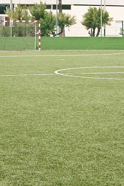 campo de fútbol de líneas - fiveaside fotografías e imágenes de stock