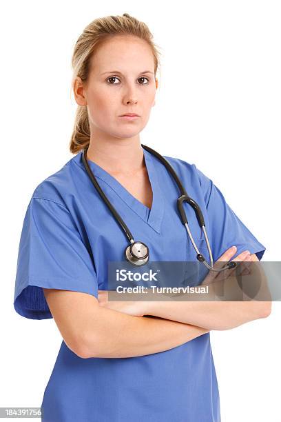Mujer Médico O El Personal De Enfermería Foto de stock y más banco de imágenes de Adulto - Adulto, Asistencia sanitaria y medicina, Blanco - Color