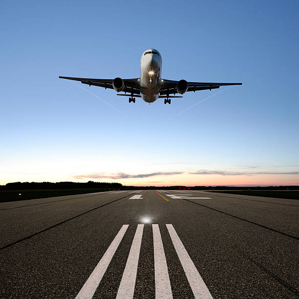 istock XXL jet airplane landing 184391980