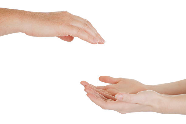 mano: amable reconfortante para los adultos de obtención manual chilld's - reaching human hand handshake support fotografías e imágenes de stock