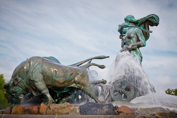 istock Gefion Fountain Copengagen Denmark water long exposure motion blur 184392680