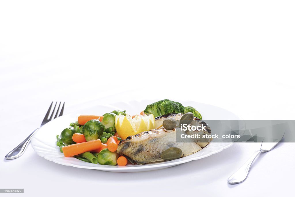 Peixe com legumes - Foto de stock de Almoço royalty-free