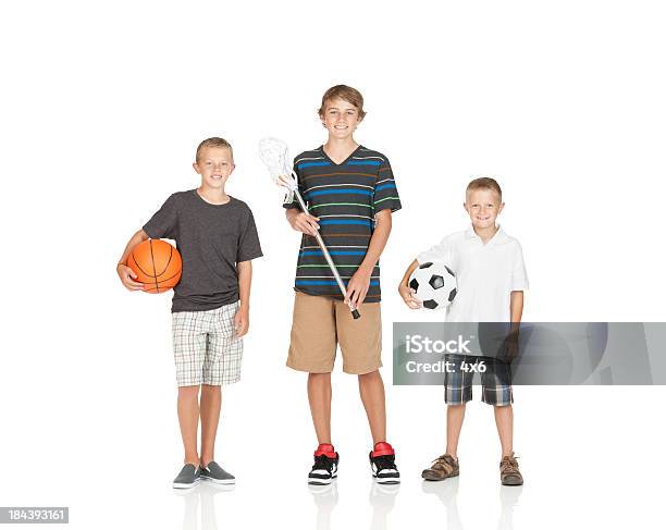 お子様にはスポーツ設備 - 男の子のストックフォトや画像を多数ご用意 - 男の子, 14歳から15歳, 16歳から17歳