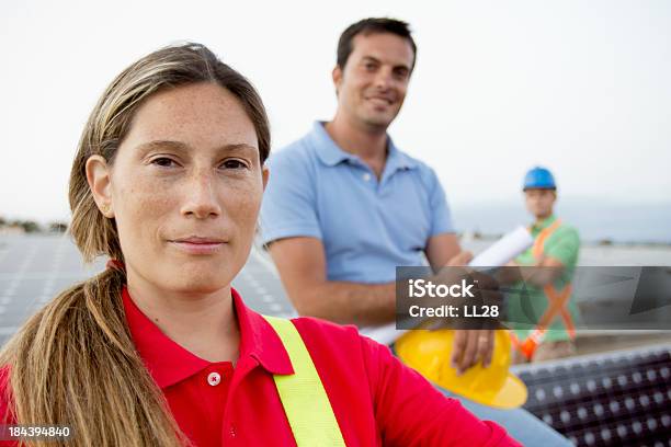 Trabajo De Equipo Foto de stock y más banco de imágenes de Accesorio de cabeza - Accesorio de cabeza, Adulto, Capataz