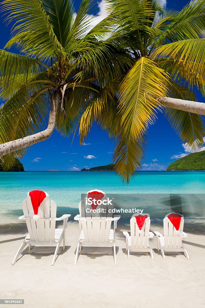 Natal família de férias em uma praia tropical beach - Foto de stock de Natal royalty-free