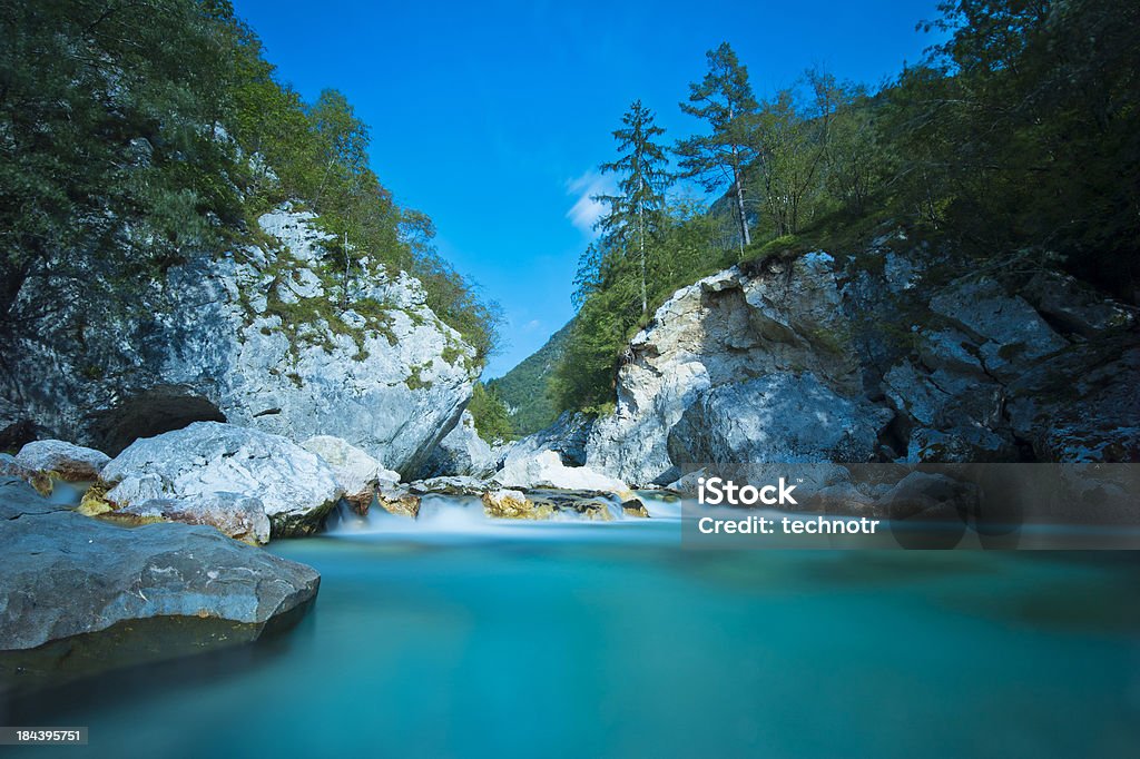 Blue Mountain rio - Foto de stock de Alpes Julian royalty-free