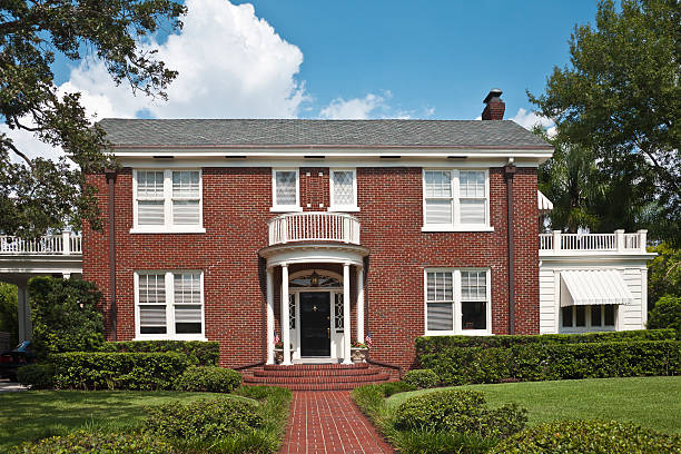 istock Traditional American Brick Home 184398355