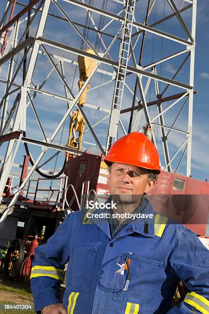 Roughneck 가솔린에 대한 스톡 사진 및 기타 이미지 - 가솔린, 검사자, 경영자