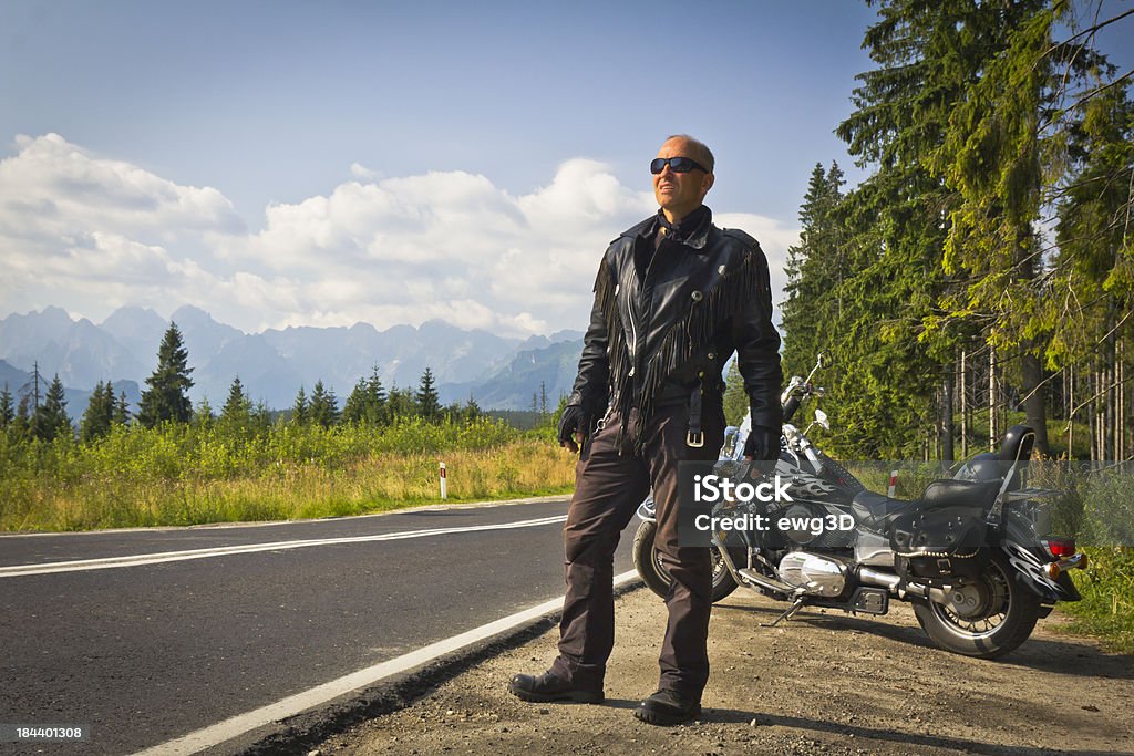 Fahrer in den Bergen - Lizenzfrei Motorrad Stock-Foto