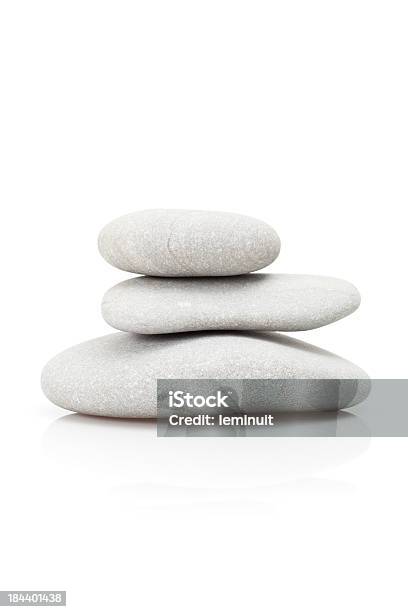 Equilíbrio E Calhaus - Fotografias de stock e mais imagens de Pedra - Rocha - Pedra - Rocha, Pedra solta, Zen
