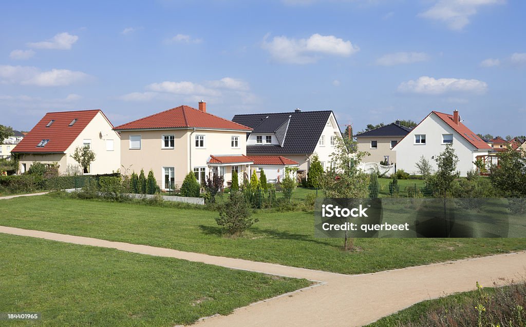 Paar neue vorstädtischen Häusern. - Lizenzfrei Architektur Stock-Foto