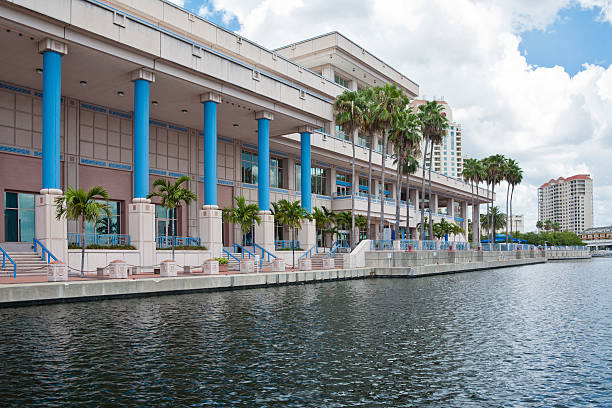 istock Tampa Convention Center - Hillsborough River 184404162