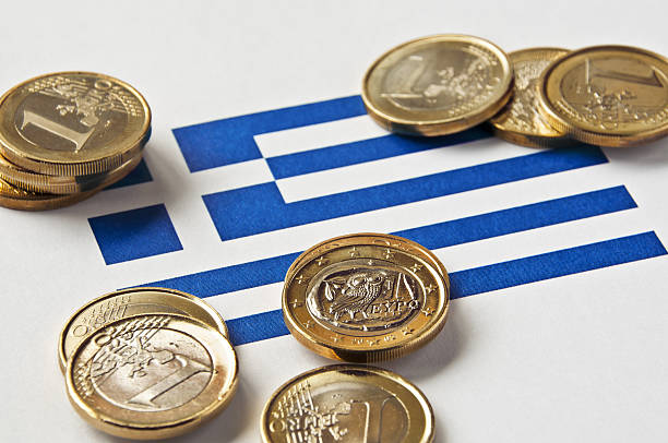 bandiera della grecia, euro - greek currency foto e immagini stock