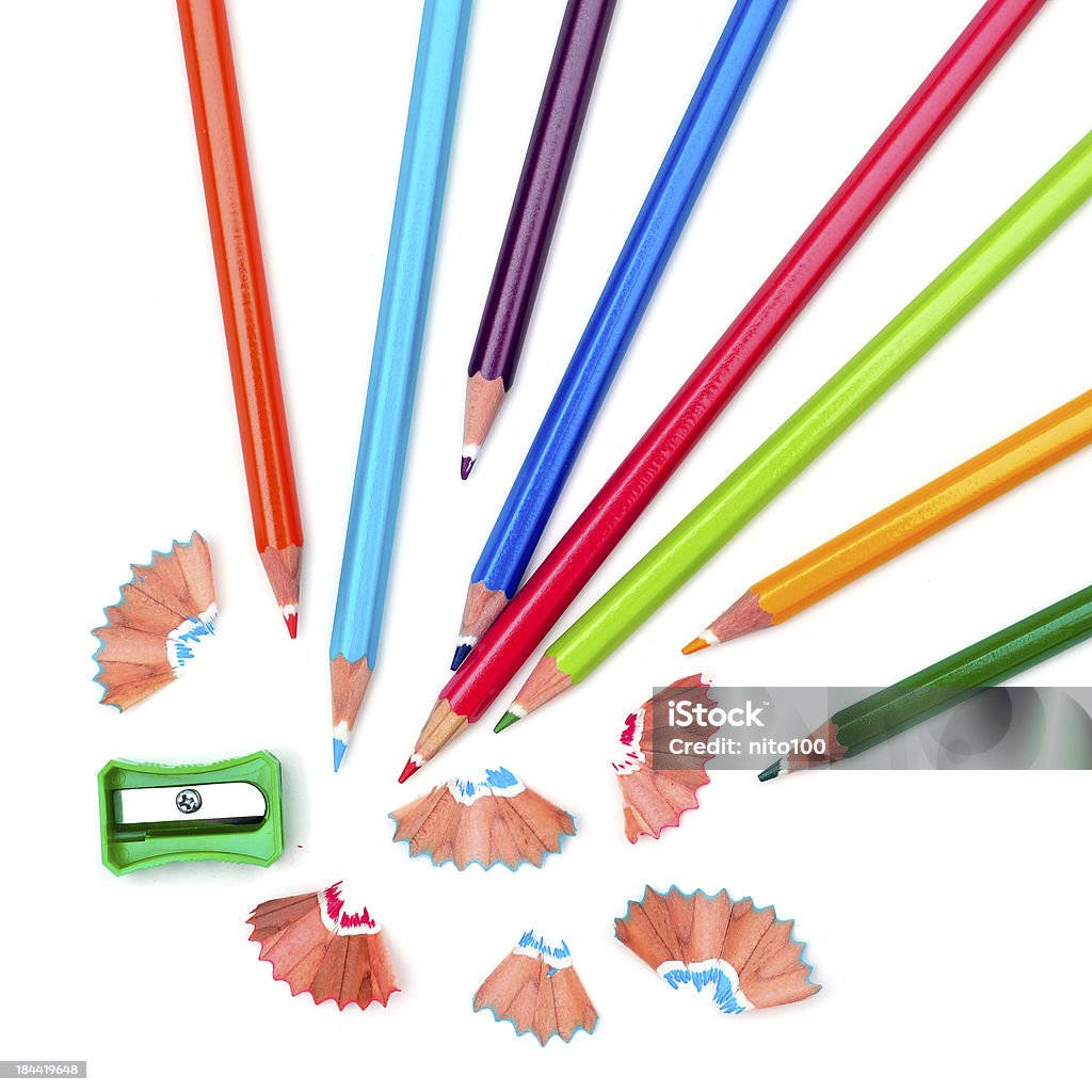 Aiguiser crayons de couleurs - Photo de Aiguiser libre de droits