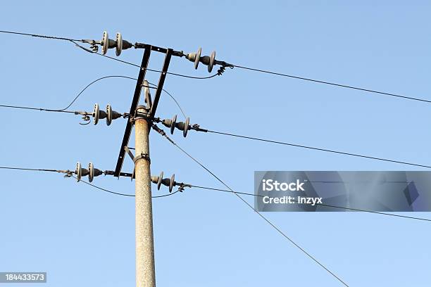 Linii Przesyłowych - zdjęcia stockowe i więcej obrazów Bez ludzi - Bez ludzi, Biznes, Dzień