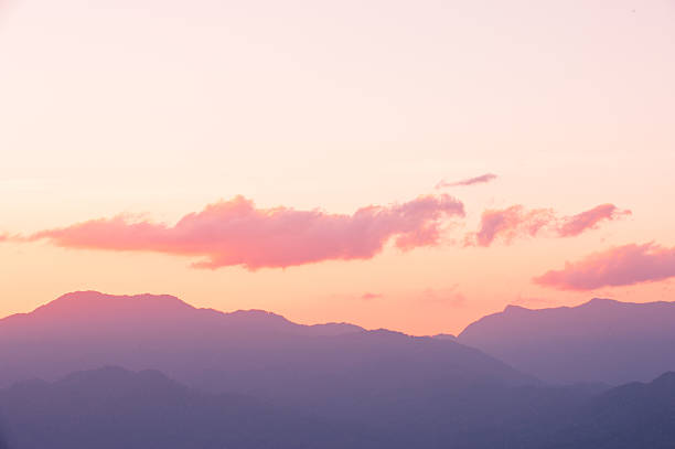 VIEW SUNRISE NATURAL MOUNTAIN LANDSCAPE Sunrise Blue Ridge Mountains Scenic Overlook Nantahala Forest Highlands NC in southern Appalachians Spring whitesides stock pictures, royalty-free photos & images