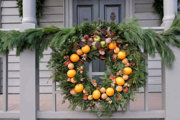 istock Colonial Christmas Wreaths 1844400977