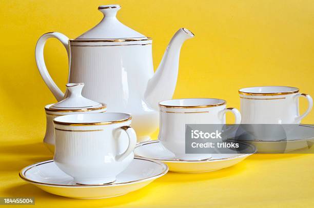 Tee Geschirr Stockfoto und mehr Bilder von Bunt - Farbton - Bunt - Farbton, Gruppe von Gegenständen, Kochgeschirr