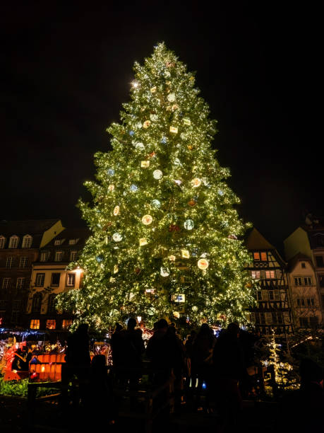 istock Elaborately Decorated and Illuminated Large Christmas Tree in Strasbourg 1844614007