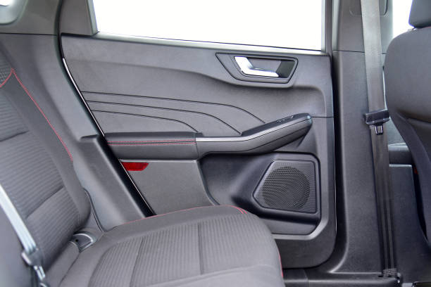 istock Door handle to open the car 1844673546