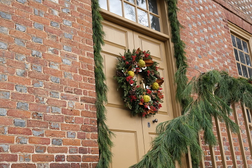 Beautiful Colonial Christmas Wreaths made with different types of materials