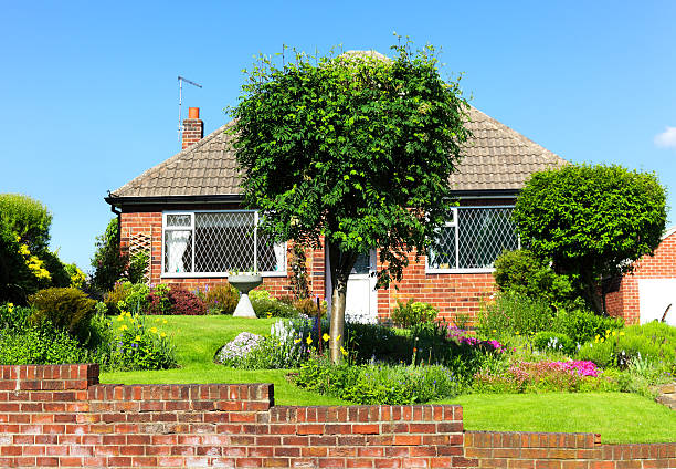 istock Typical english house with a garden 184537525