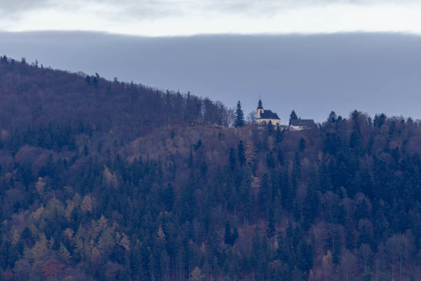 istock Sudetes mountains, Klodzko Cirque, autumn 2023 1845571942