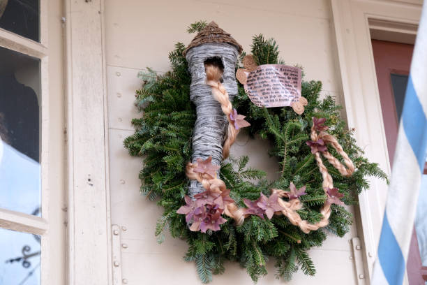 istock Colonial Christmas Wreaths 1845710634
