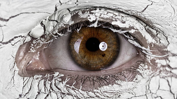 istock Wonderful eye close up 184584551