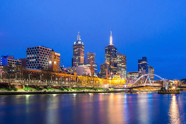 istock Melbourne City at Night 184587812