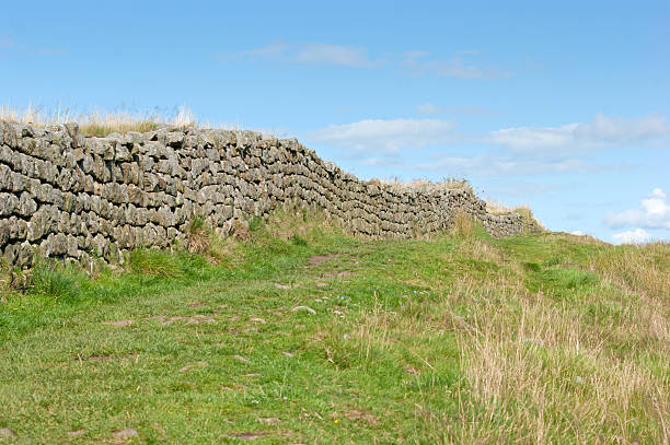 istock Hadrian's Wall looking east towards Housesteads 184591266