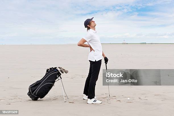 Lumbal Schmerzen Stockfoto und mehr Bilder von Golf - Golf, Gesunder Lebensstil, Gesundheitswesen und Medizin