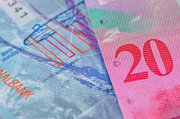 schweizer währung franc - swiss currency swiss francs currency swiss coin stock-fotos und bilder