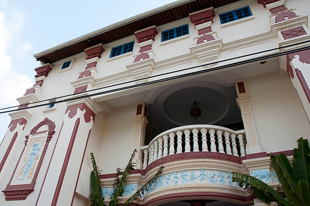 istock Traditional Building in Singapore 184594286