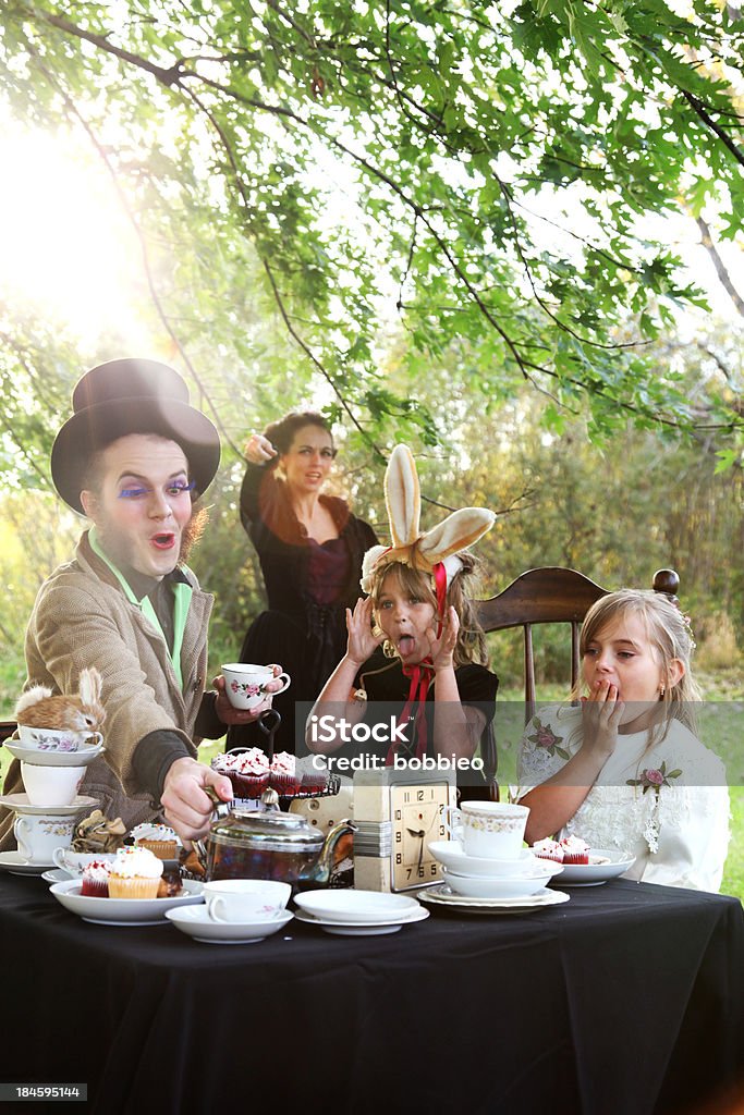 Alice in Wonderland-Tea-Party - Lizenzfrei Teegesellschaft Stock-Foto