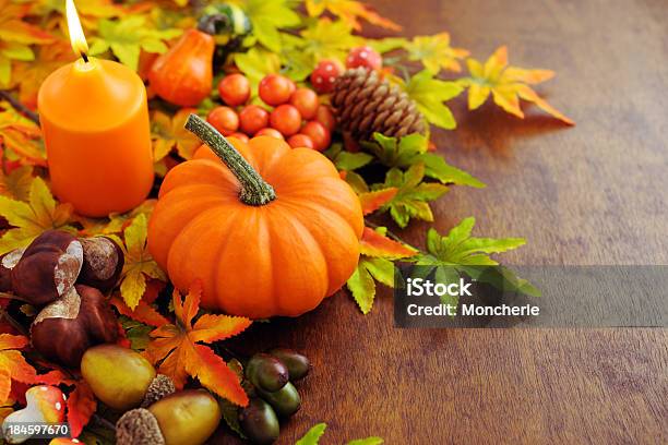 Herbst Dekoration Stockfoto und mehr Bilder von Ahorn - Ahorn, Ahornblatt, Apfel
