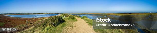 Keyhaven - Fotografias de stock e mais imagens de Lymington - Lymington, Areia, Caminhada