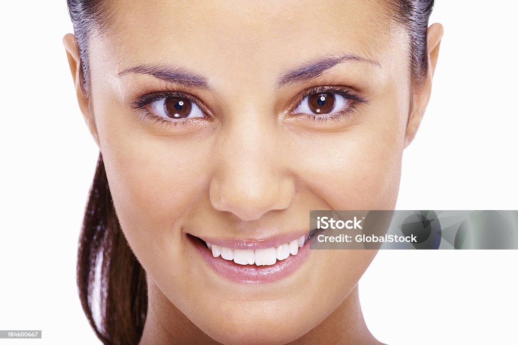 Mulher jovem e bonita com grande sorriso - Foto de stock de 20 Anos royalty-free