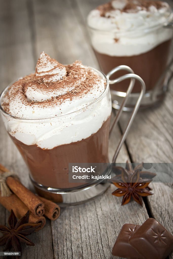 Cioccolata calda - Foto stock royalty-free di Cioccolata calda