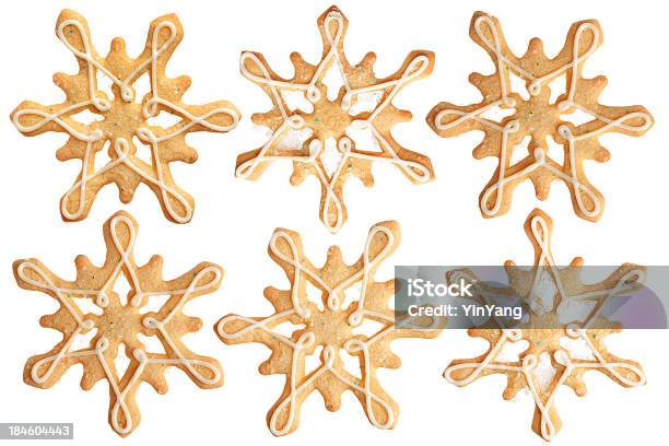 Natal Floco De Neve Cookies Em Fundo Branco - Fotografias de stock e mais imagens de Alimentação Não-saudável - Alimentação Não-saudável, Assado no Forno, Bolacha